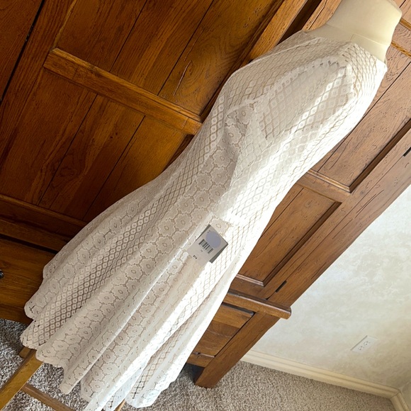 NWT⭐️DANNY and NICOLE Ivory Cream LACE DRESS Size 10 - Picture 4 of 16